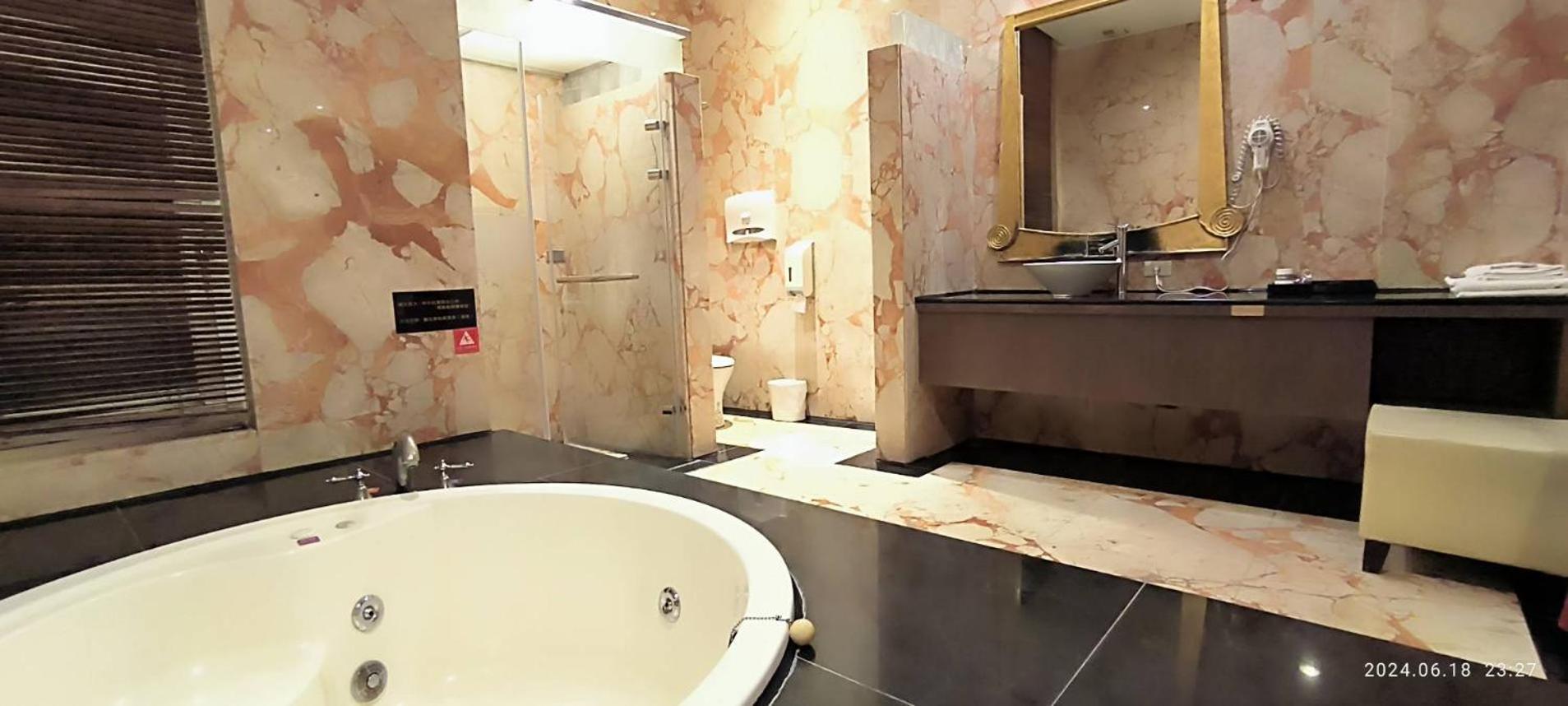 مدينة تشيايي Shantis Motel المظهر الخارجي الصورة